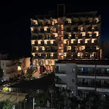 Enjoy Holydays House * Golem (Tirana)