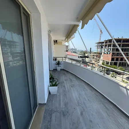 Apartament Enjoy Holydays House *