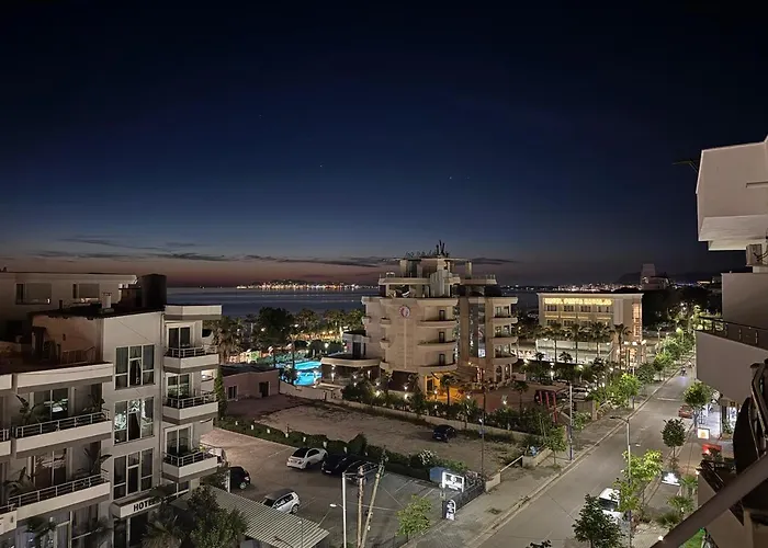 Enjoy Holydays House Lägenhet Golem (Tirana)