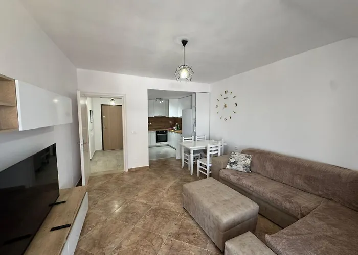 Enjoy Holydays House